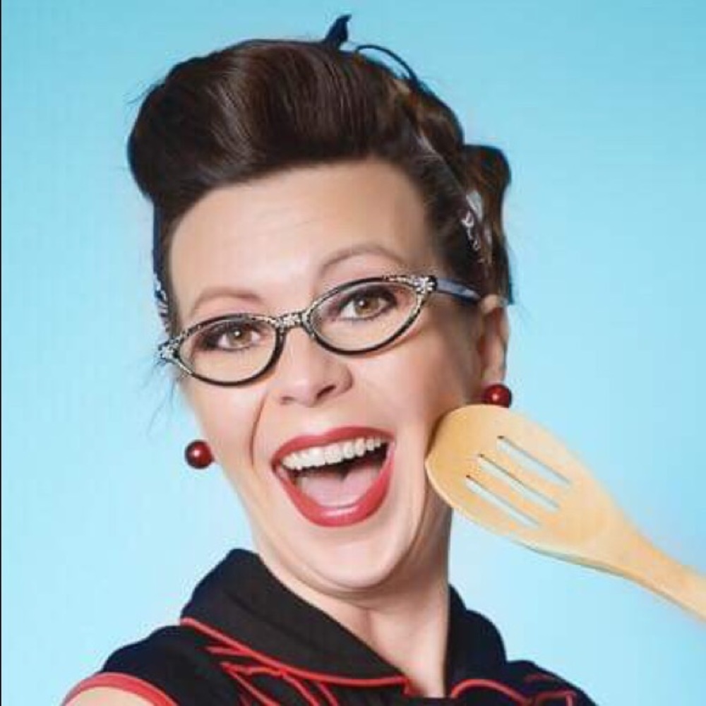 Meet your Posher, Paula